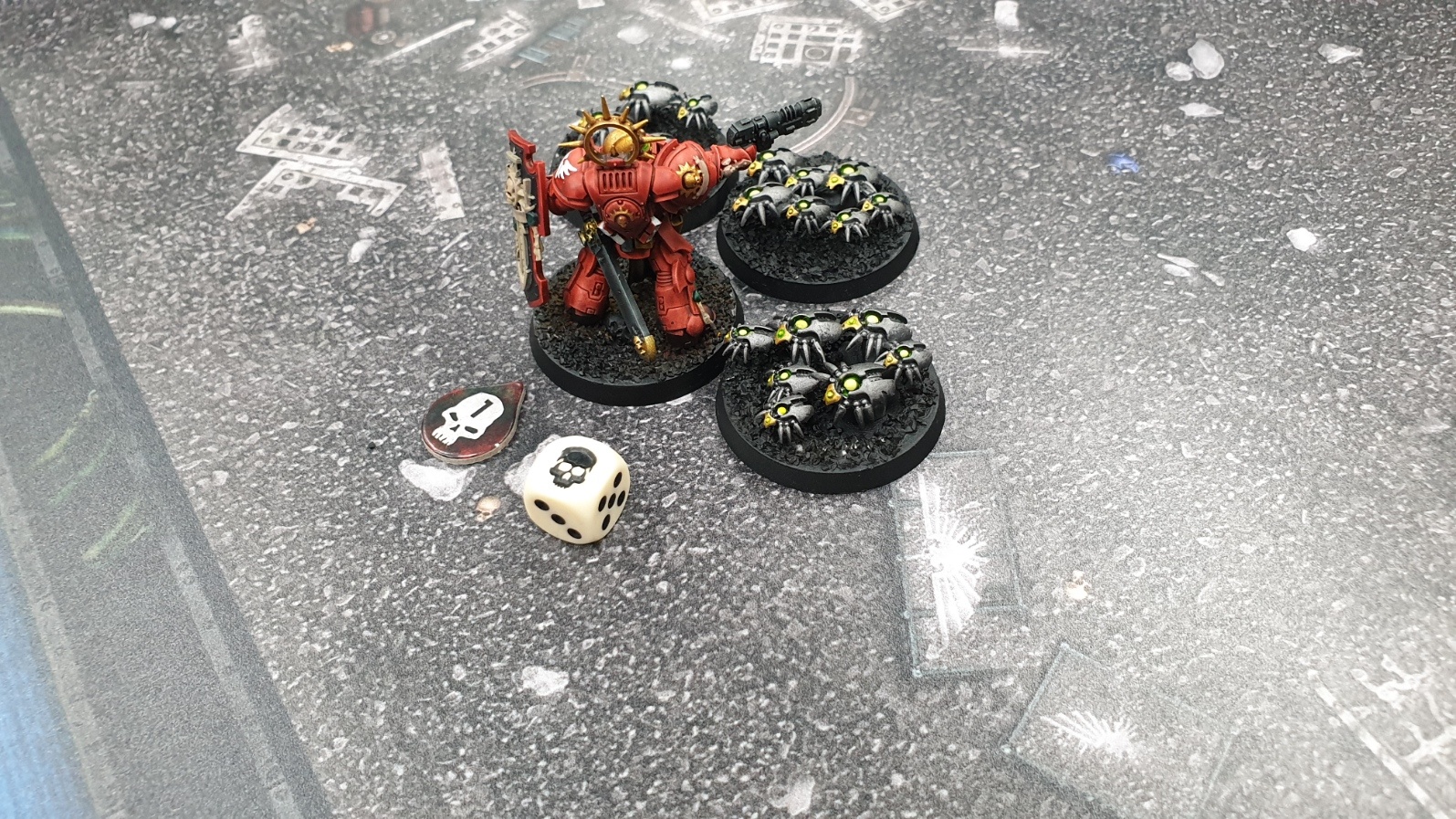 primaris lieutenant takes 1 wound