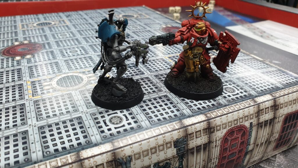 necron royal warden vs primaris lieutenant